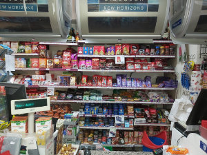 Kave, čokolade, paštete, konzerve u Vema trgovini